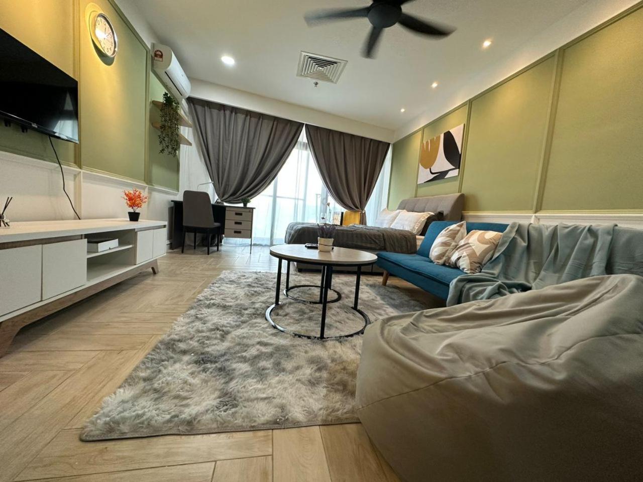 Loft Signature Executive Suite Empire City بيتالينغ جايا المظهر الخارجي الصورة